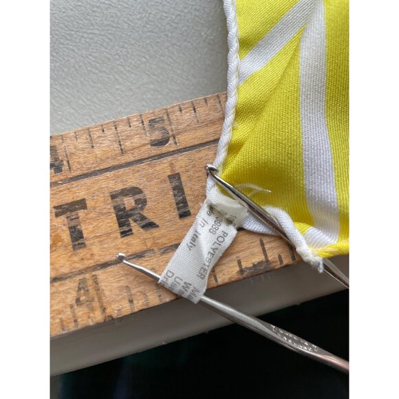 Vintage Floral Rectangle Scarf Lightweight Yellow Polyester Boho Neck Wrap - Picture 4 of 5